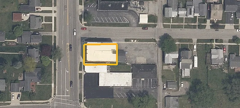 2219 Main St