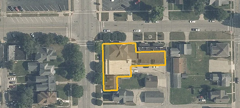 302 Main Ave