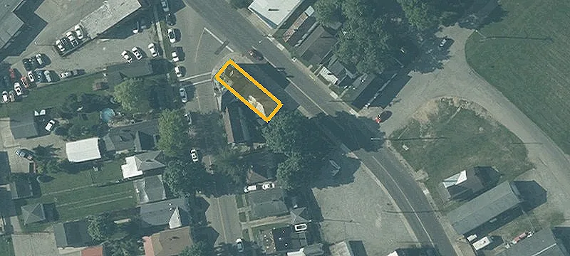 604 High St