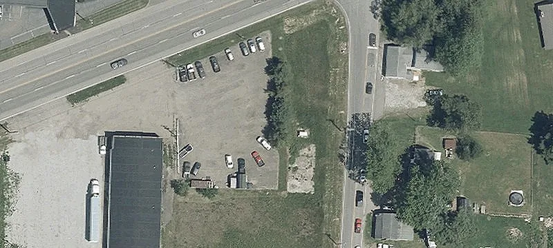 2318 Main St