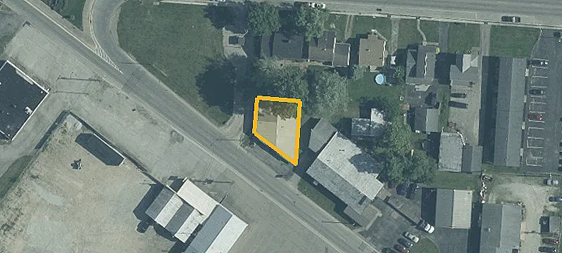 1087 Wayne Rd