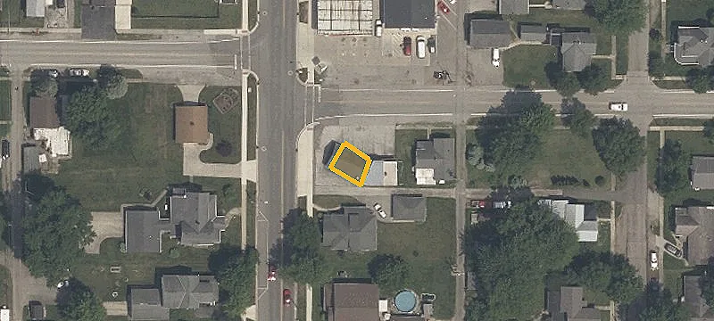 201 Main St