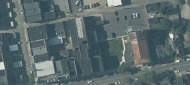 25 2nd St