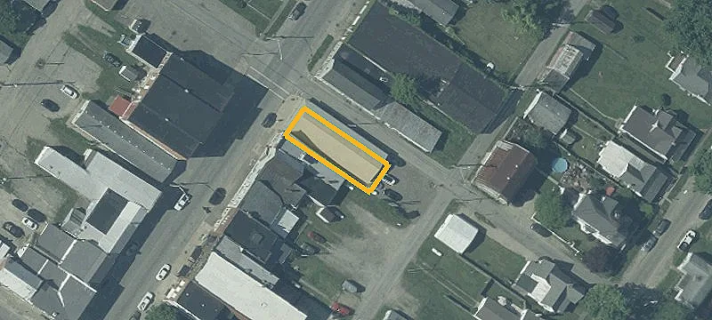 31-33 Main St