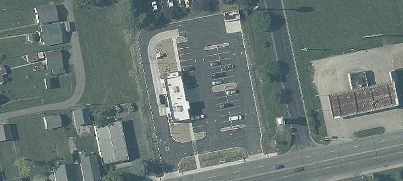 1005 Main St