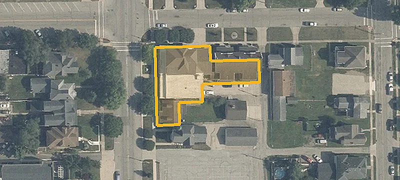 302 Main Ave