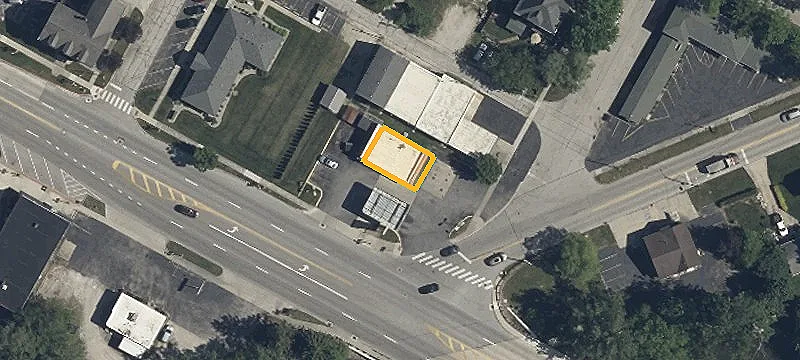 228 Main St