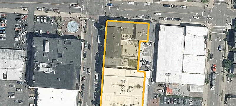 200 Main St