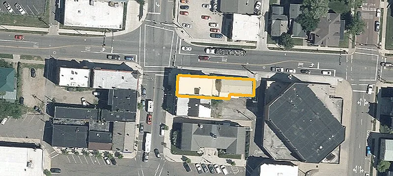 18 Main St