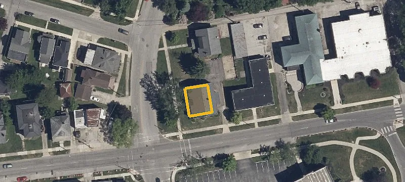 2 Clinton Ave