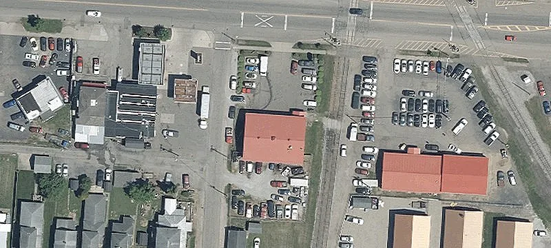 506 High St