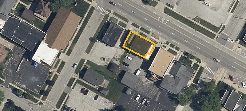223 Main St