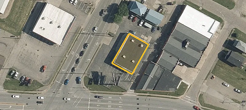 1210 Linden Ave
