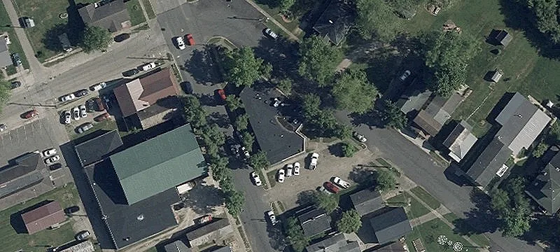 302 Main St
