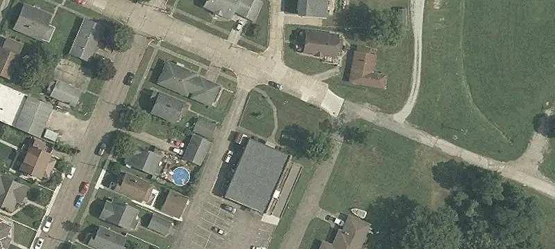 513 Hodgens Ave
