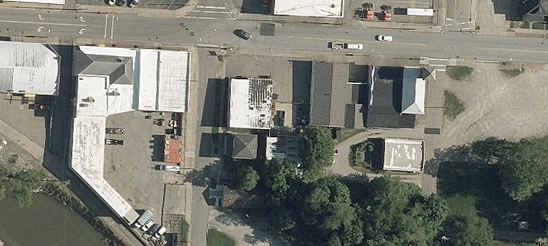 702 Marietta St