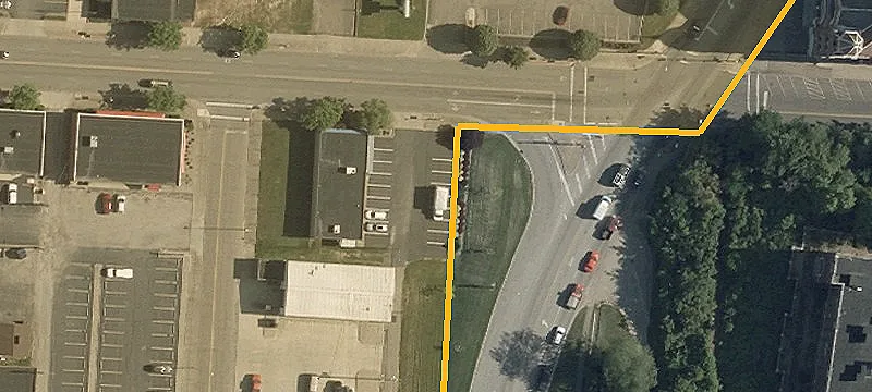 810 Main St