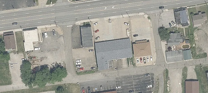 512 Main St
