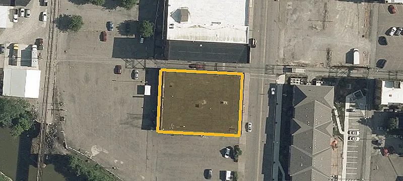 49 3rd St