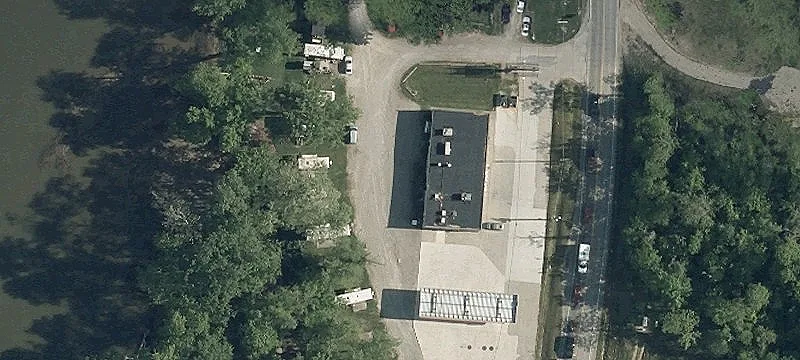 8635 Riv Rd