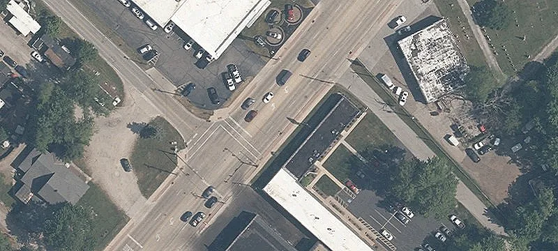 Mentor Ave