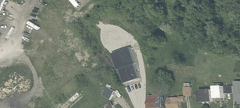 320 Woodvue Ln