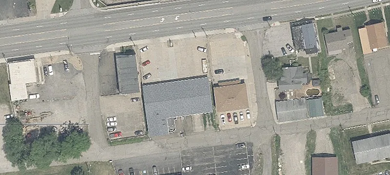 512 Main St