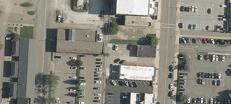 125 4th St
