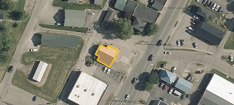 1239 Linden Ave