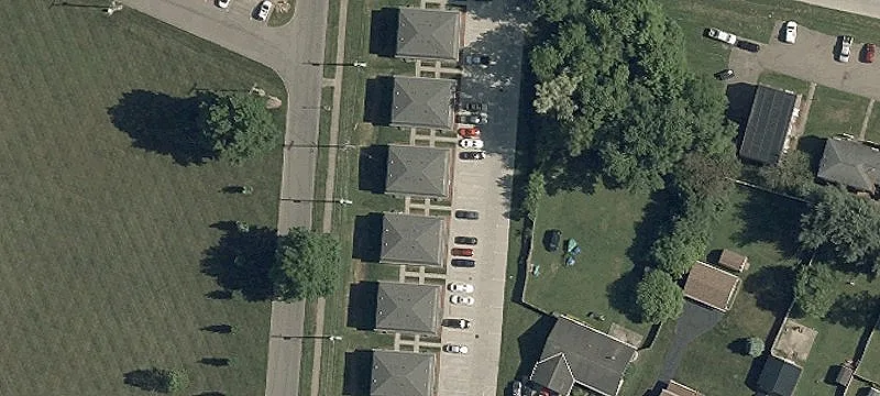 1825 Adams Ln