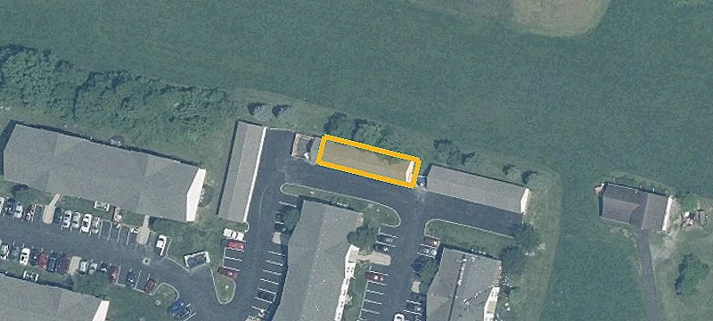 616 Grey Oaks