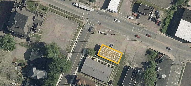 1020 Main St