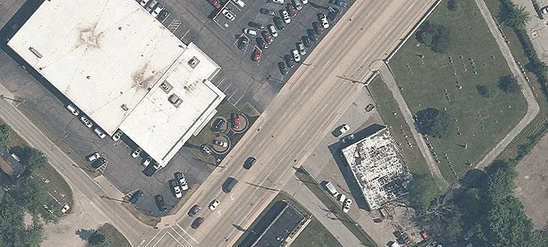 Mentor Ave