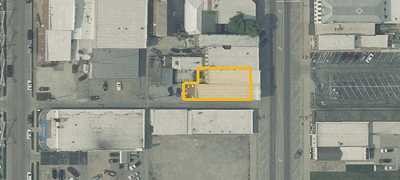 215 Main St