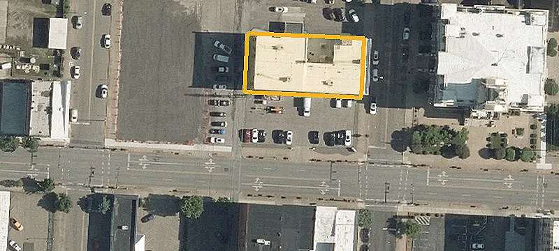 321 Main St