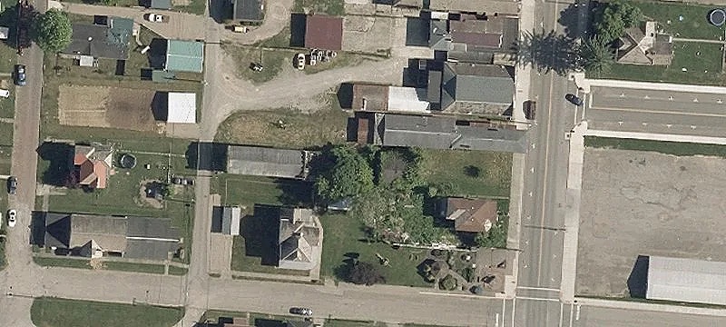 16 Perry St
