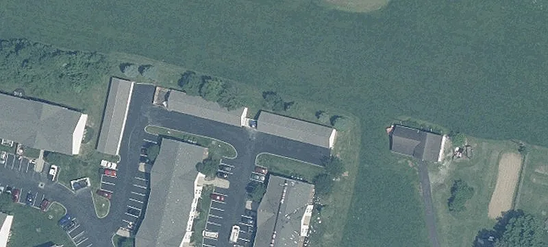 676 Grey Oaks