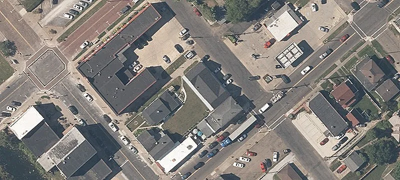 118 Walnut Ave