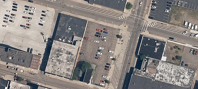 222 Market N Ave