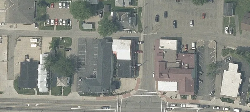5553 Main St