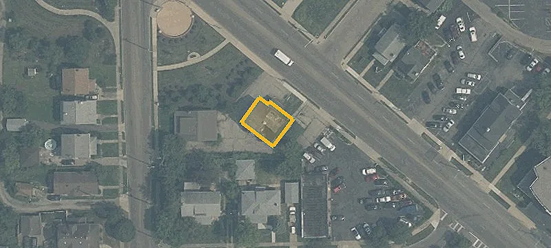 1900 Salem Ave