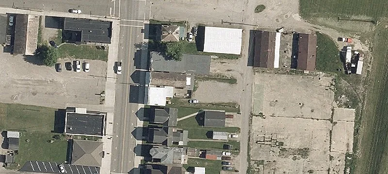 64 Main St