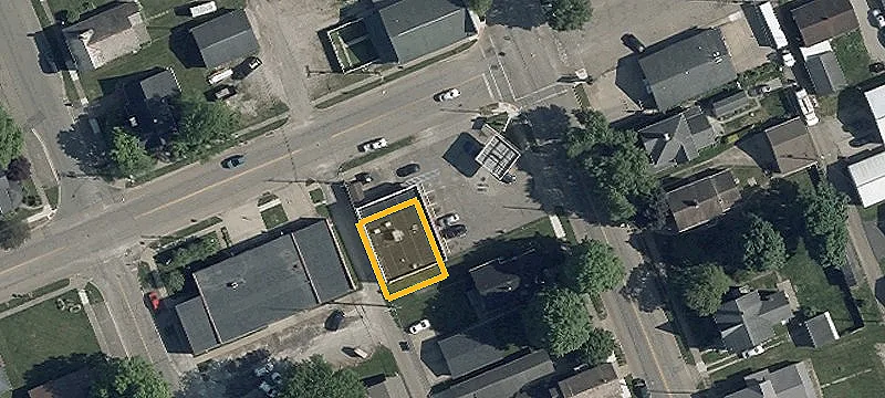 901 Main St