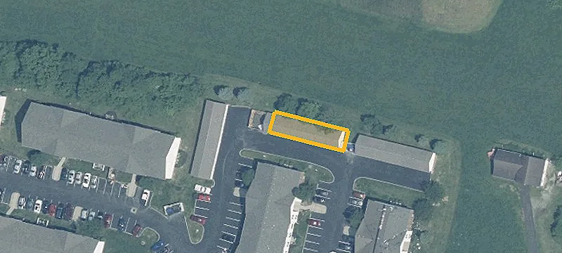 596 Grey Oaks