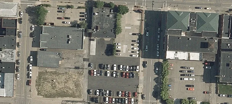 51 5th St