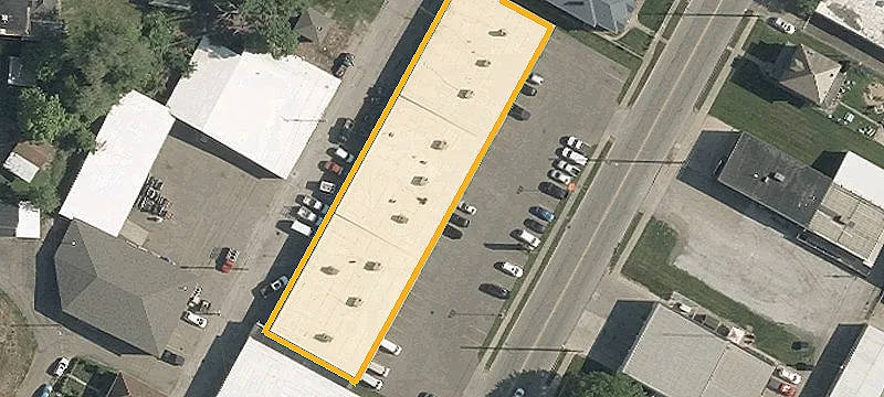 975 Linden Ave