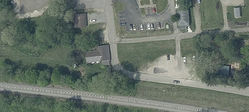 76 Maple Ave
