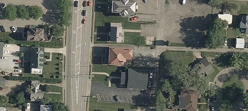 1126 Maple Ave