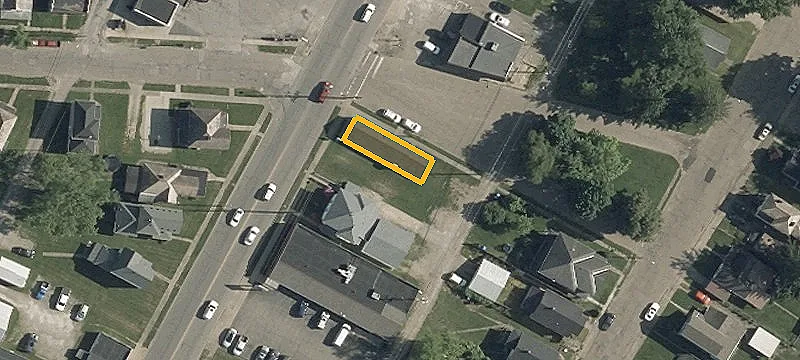 1292 Linden Ave