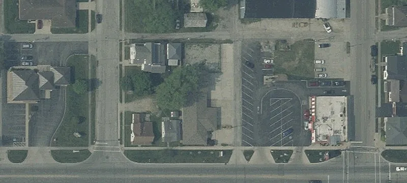 215 Logan St
